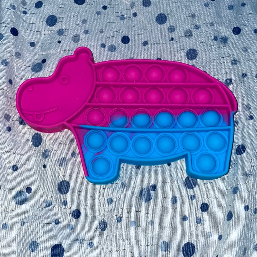 Pink and blue hippo pop it